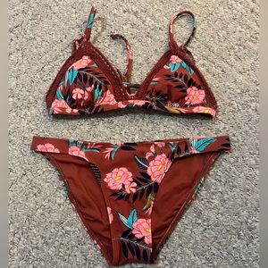 Xhilaration Maroon Floral Bikini Size Medium